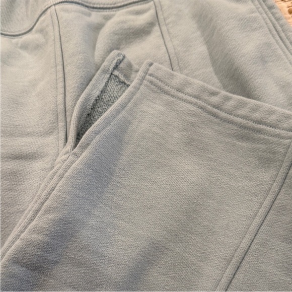 ALO Yoga Chalk Blue Free Time Sweat Set - Picture 4 of 8